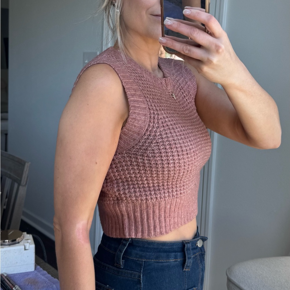 Sleeveless Cropped Knit Tank Top in Dusty Rose - Picture 2 of 11